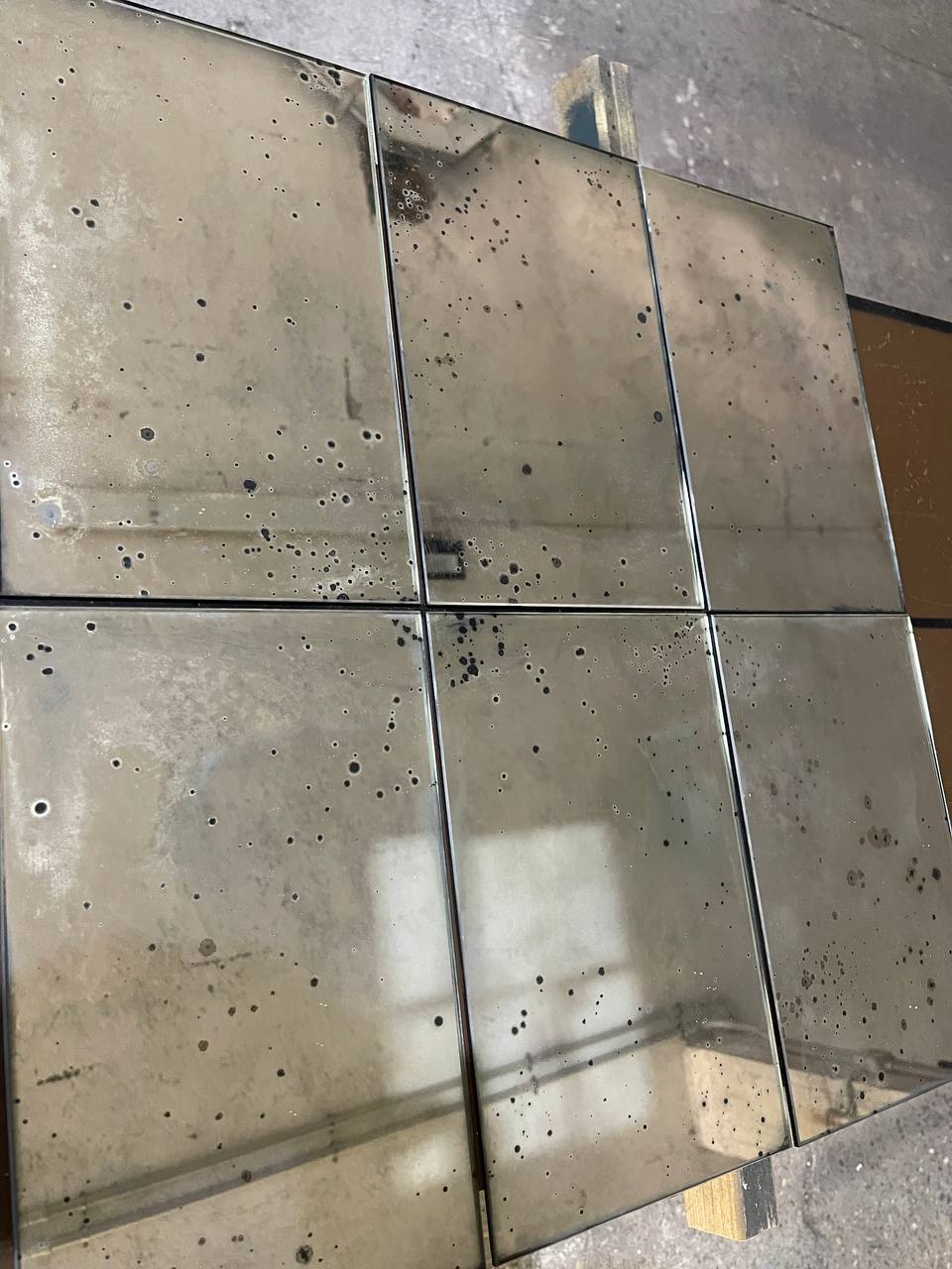 Antique Mirror tiles 35x35 (13.78”x13.78”)